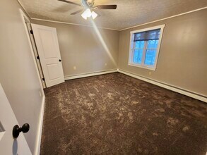 1126 Walnut St, Unit 101 in Stoneboro, PA - Building Photo - Building Photo