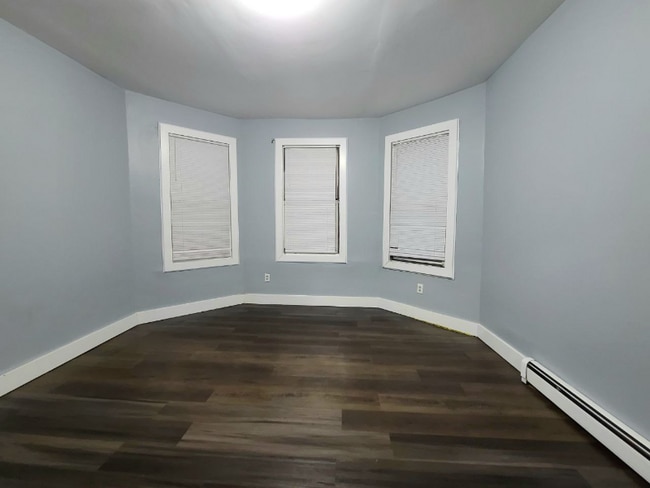 1258 Anna St in Elizabeth, NJ - Building Photo - Building Photo