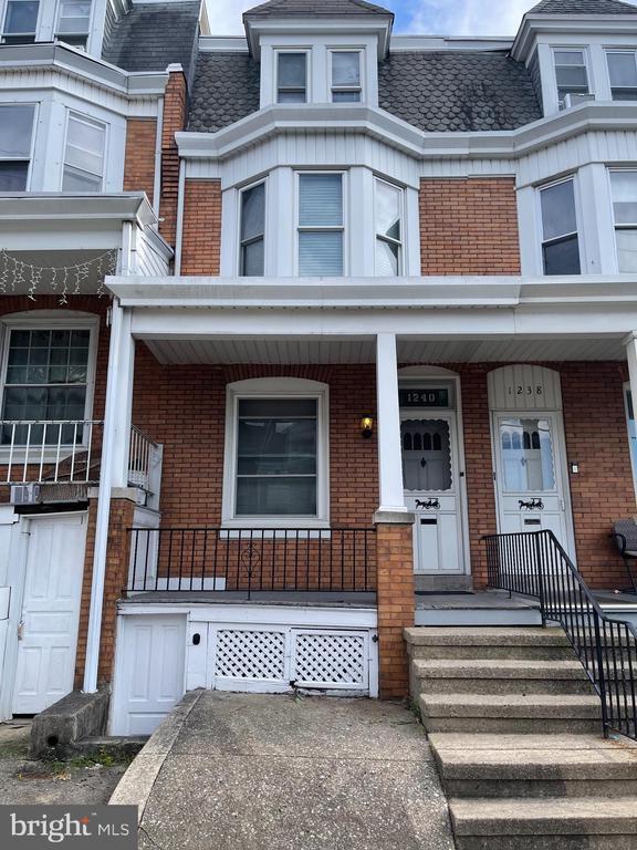 property at 1240 Buttonwood St