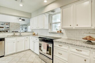 1074 Apache Falls Dr in Katy, TX - Building Photo - Building Photo