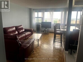 715-2715 Don Mills Rd. in Toronto, ON - Building Photo - Building Photo