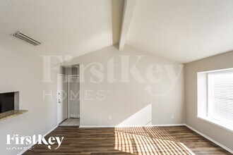 612 Coolwood Ln, Unit Bldg 10-1005 in Mesquite, TX - Building Photo - Building Photo