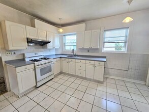 398 Charles St in Malden, MA - Building Photo - Building Photo