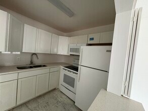 374 Camden P in West Palm Beach, FL - Building Photo - Building Photo