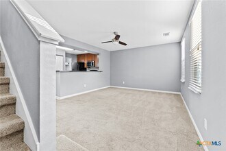 320 Trestle Tree in San Marcos, TX - Building Photo - Building Photo