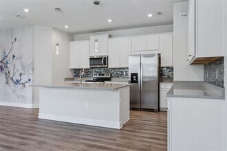 5715 Grand Sonata Ave in Lutz, FL - Building Photo - Building Photo