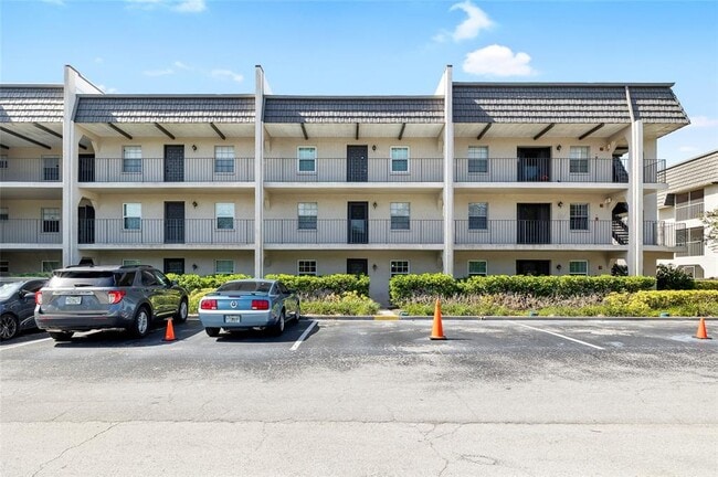 8765 Bardmoor Blvd