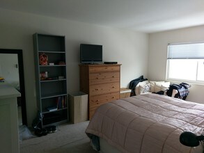 1111 University Blvd W-Unit -1113 in Silver Spring, MD - Building Photo - Building Photo