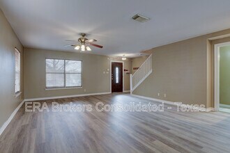 7427 Northallerton in Converse, TX - Building Photo - Building Photo