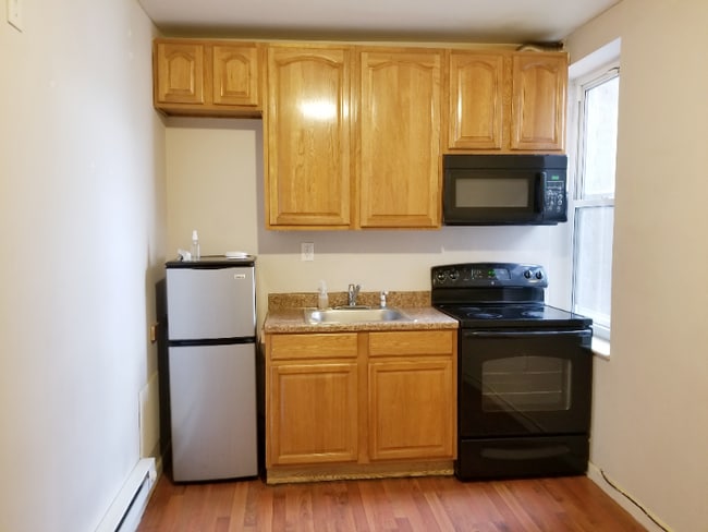 1444 S 7th St in Philadelphia, PA - Building Photo - Building Photo