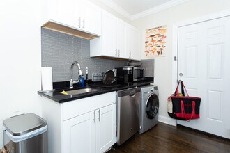 3819.5 N Greenview Ave in Chicago, IL - Building Photo - Building Photo
