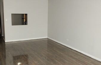 6619 N Sheridan Rd, Unit 302 in Chicago, IL - Building Photo - Building Photo