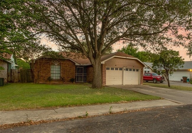 property at 6914 Trail Lake