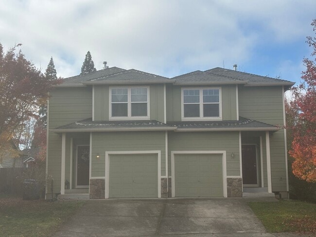 property at 4119 Geranium Loop NE