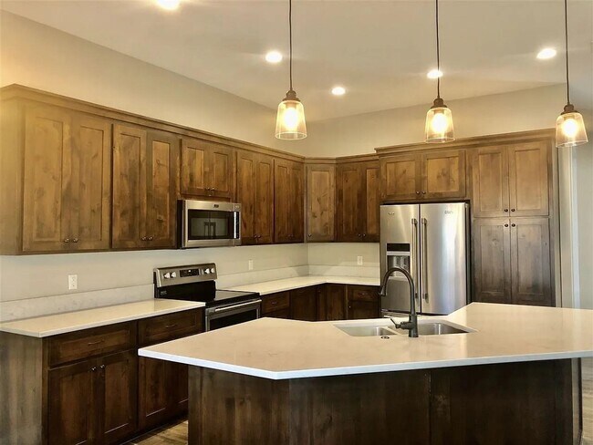 120 Dove Ln in Meadowlakes, TX - Building Photo - Building Photo