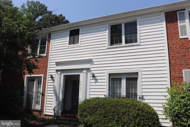 property at 2615 S Walter Reed Dr