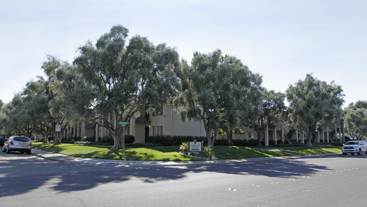 Hidden Glen in Livermore, CA - Foto de edificio