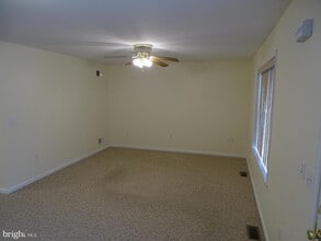 10 Fairview Ave in Waynesboro, PA - Building Photo - Building Photo