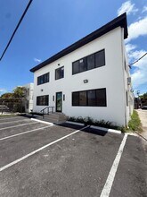 2436 SW 7th St in Miami, FL - Building Photo - Building Photo