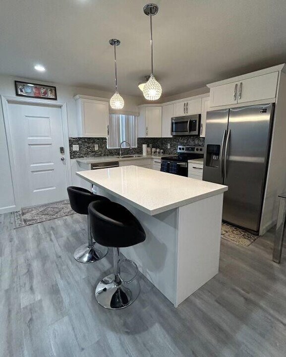 3510 Harrison St in Hollywood, FL - Building Photo