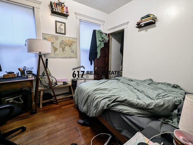 5 Gardner Terrace, Unit 1 in Boston, MA - Building Photo - Building Photo