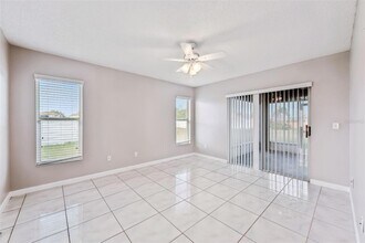 5216 Heatherstone Ct in Kissimmee, FL - Foto de edificio - Building Photo