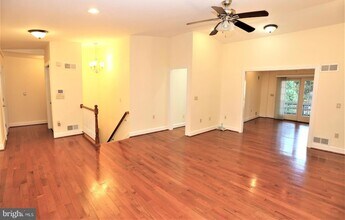 9705 Fernwood Rd in Bethesda, MD - Building Photo - Building Photo