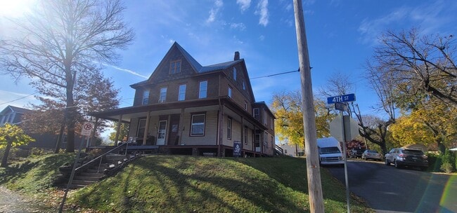 property at 1218 4th St