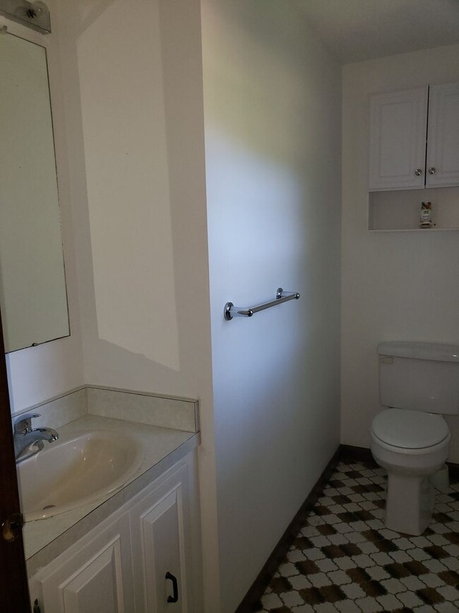 86 Eileen St in Yarmouth, MA - Building Photo - Building Photo