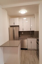 300 E 40th St in New York, NY - Building Photo - Building Photo