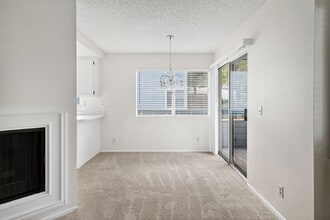 26914 Rainbow Glen Dr in Santa Clarita, CA - Building Photo - Building Photo