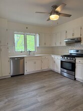 203 Terrace Ave in Hasbrouck Heights, NJ - Building Photo - Building Photo