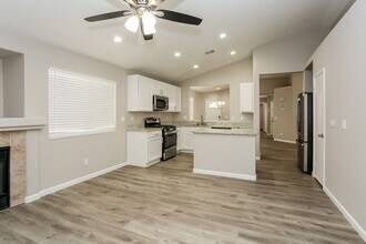 8809 W Colorful Pines Ave in Las Vegas, NV - Building Photo - Building Photo