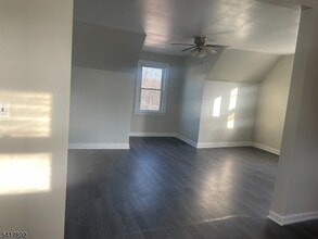 1 Coolidge Pl in Haledon, NJ - Building Photo - Building Photo