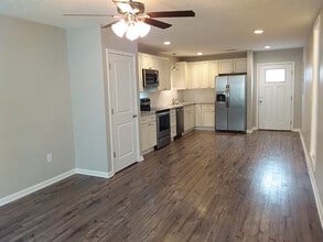 1108 S Locust St, Unit 203 in Greencastle, IN - Building Photo - Building Photo