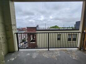 85 Brainerd Rd, Unit 120-3 in Boston, MA - Building Photo