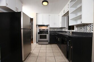 1615 W Crawford St in Wichita, KS - Building Photo - Building Photo