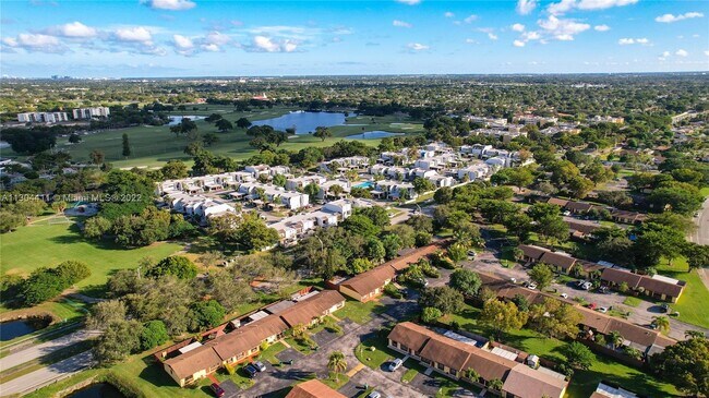 6553 SW 147th Ct in Miami, FL - Building Photo - Building Photo