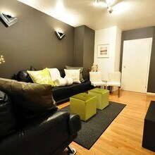 212 E 12th St, Unit 1A in New York, NY - Foto de edificio - Building Photo