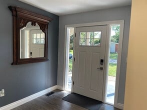 8981 Devon Dr in Shelby Township, MI - Building Photo - Building Photo