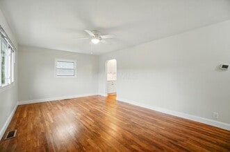 4110 Franklin St in Grove City, OH - Building Photo - Building Photo