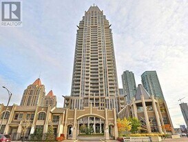 388 Prince of Wales Dr in Mississauga, ON - Building Photo