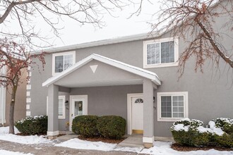 182 Penny Ln in Logan, UT - Building Photo - Building Photo