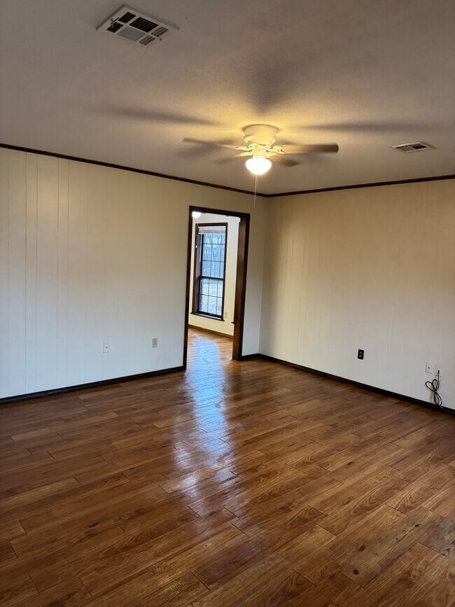 321 S Shurley St in Sallisaw, OK - Building Photo - Building Photo