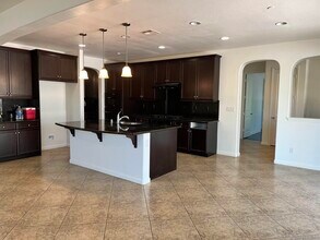 17805 Red Tail Rd in San Diego, CA - Building Photo - Building Photo
