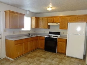 944 Pedro Dr in Fayetteville, NC - Building Photo - Building Photo