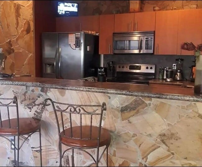 property at 4143 NE 9th St