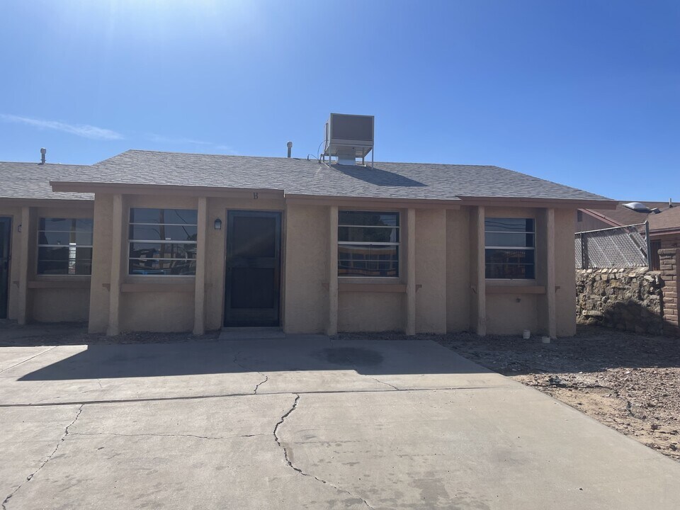 204 Prado Rd in El Paso, TX - Building Photo