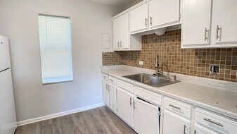 8220 Troost Ave, Unit #2