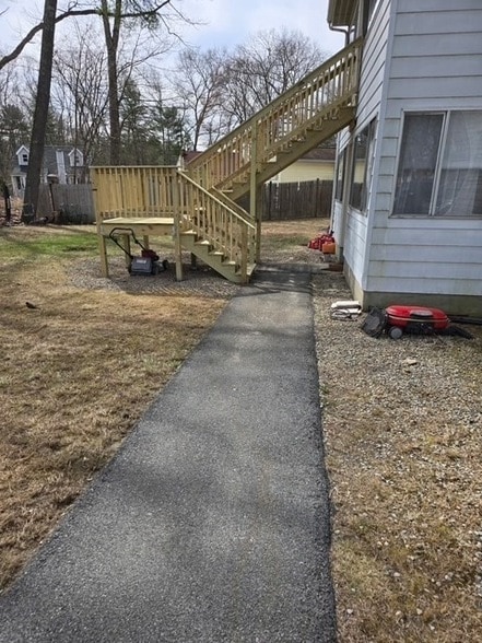 3 Colonial Ave, Unit 2 in Thompson, CT - Building Photo - Building Photo